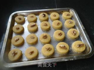 Cornmeal Walnut Cake recipe