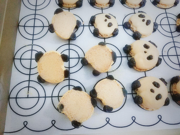 Panda Macaron recipe