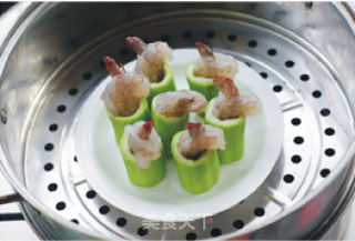 [garlic and Loofah Fresh Shrimp Cup] The Delicacy that Needs to be "steamed" in Summer recipe