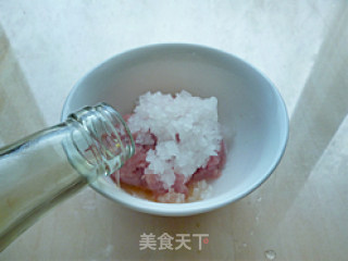 Pan-fried Radish Bones recipe