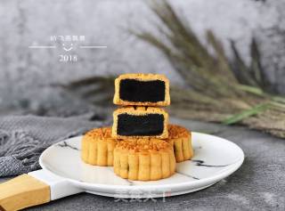 Cantonese Black Sesame Mooncake recipe