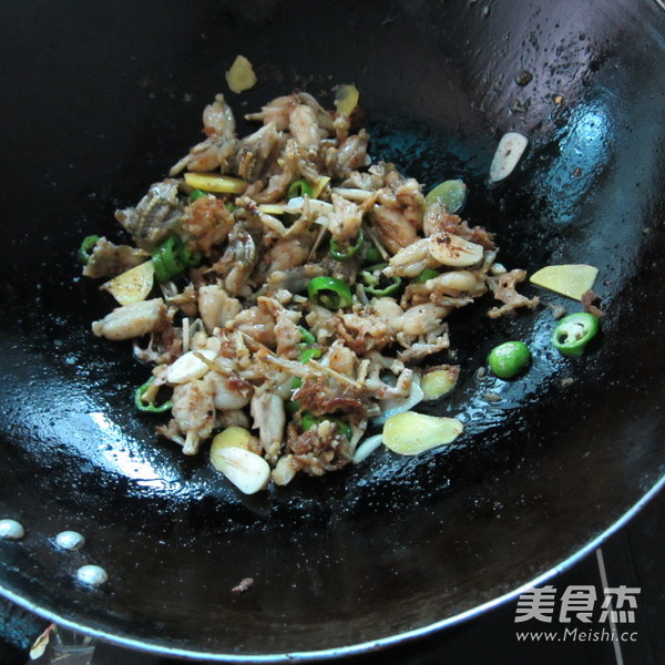 Garlic Frog Meat recipe