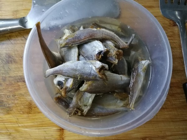 Braised Small Yellow Croaker recipe