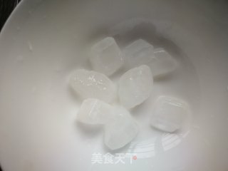 Peach Gum Soap Japonica Rice Tremella Soup recipe