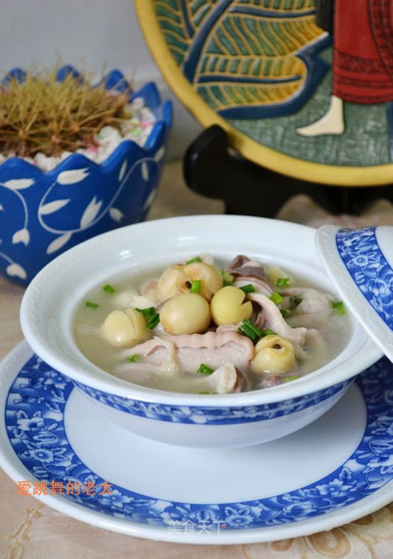 Lotus Seed Pork Belly Soup recipe