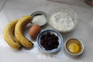 Banana Cranberry Muffin recipe