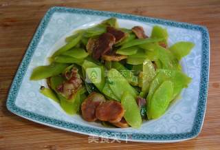 Sausage Fried Lettuce recipe