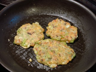 Pan-fried Mixed Vegetable Cake recipe