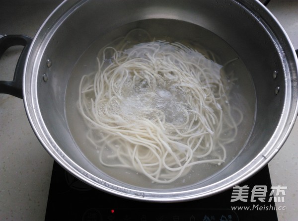 Spicy Seafood Fried Noodles recipe