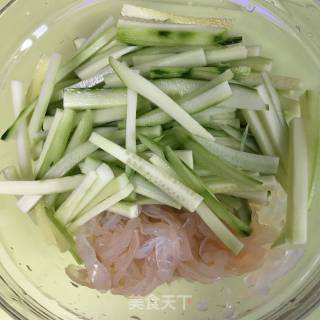 Cucumber Mixed Jellyfish Skin recipe