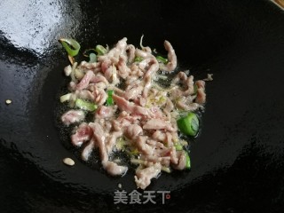 Stir-fried Pleurotus Eryngii with Garlic Sprouts recipe