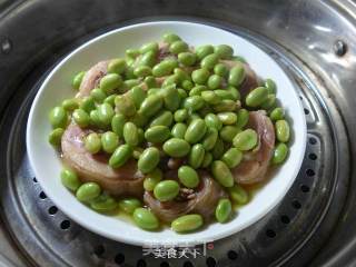 Steamed Chicken Drumsticks with Edamame recipe