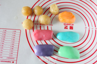 Colorful Three-dimensional Moon Cakes recipe