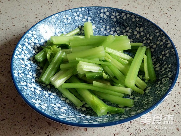 Small Stir-fried Beef recipe