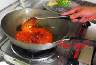 The Chef Teaches You How to Cook Sichuan Cuisine: Spicy Boiled Fish recipe