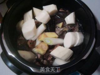 Black Chicken Yam Pot recipe