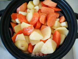 Chicken Drumsticks with Mixed Vegetables in Claypot recipe