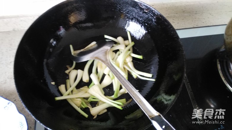 Stir-fried Braised Pork with Rice White recipe