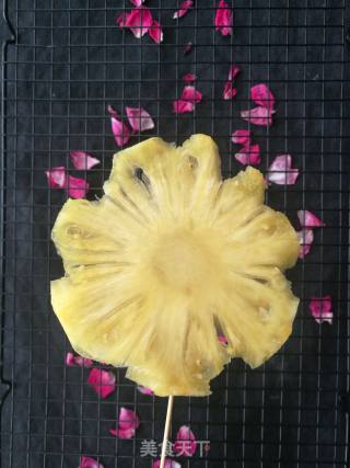 Freshly Squeezed Pineapple Juice recipe