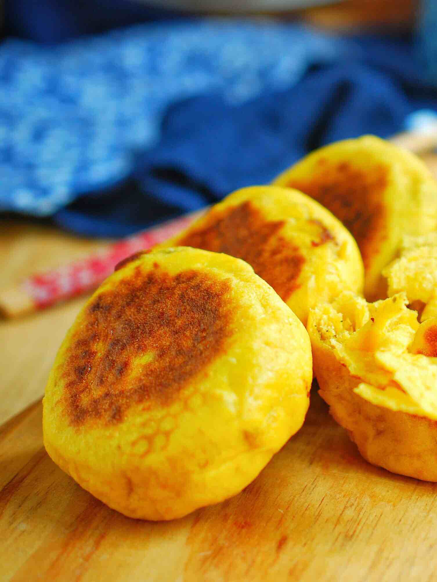 Simpler Than Bread, Pumpkin Pretzels that are More Delicious Than Steamed Buns, recipe