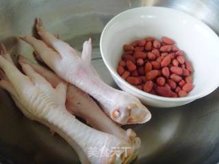 【healthy Soup Pot】peanut Chicken Feet Soup recipe