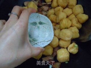 The Transformation of Fried Tofu---dried Tofu Fried Pork recipe