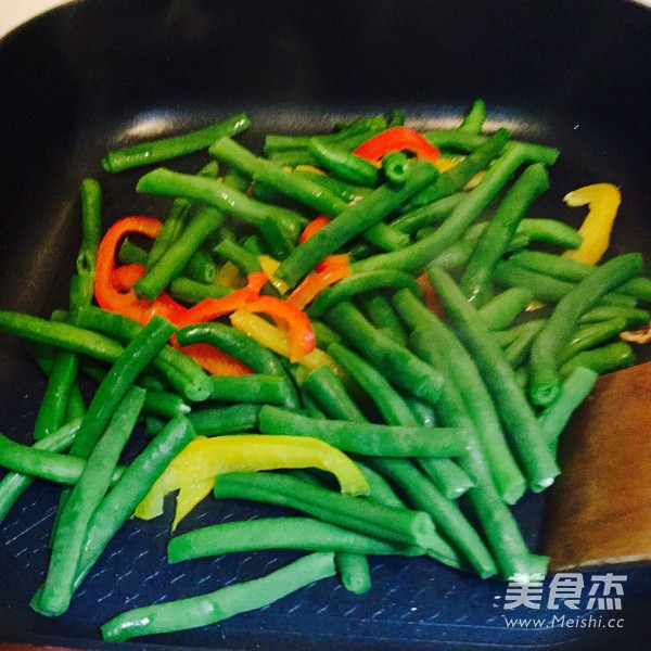 Stir-fried String Beans with Pork recipe