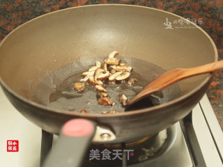 Braised Water Chestnut with Mushrooms recipe