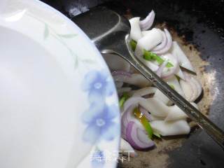 Stir-fried Rice Cake with Pepper and Onion recipe