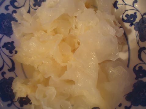 Cold Spinach Tremella recipe