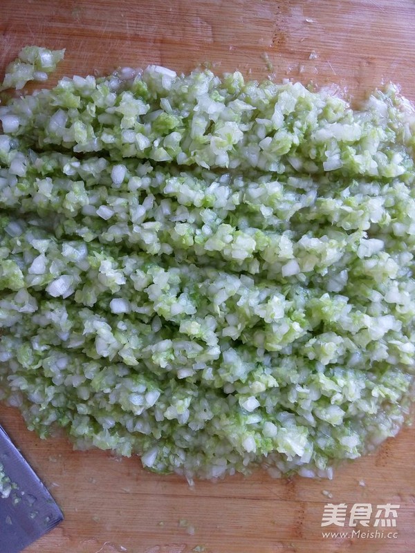 Crystal Cabbage Steamed Dumplings recipe