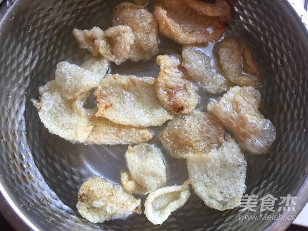 Braised Fish Maw with Golden Ears recipe