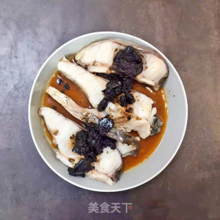 Olive Steamed Fish Belly recipe