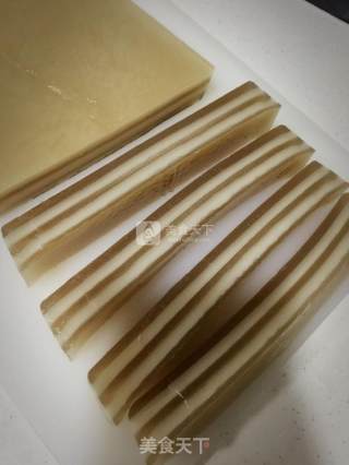 Coconut Mille-layered Horseshoe Cake recipe