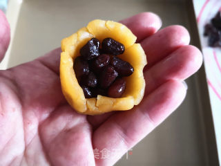 Cocoa Honey Bean Mooncake recipe