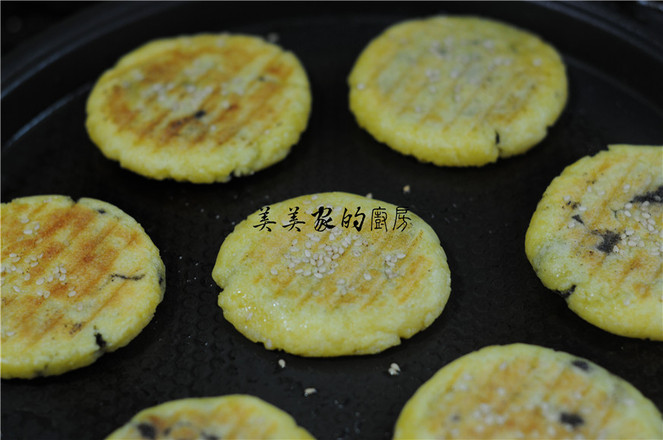 Corn Black Sesame Cake recipe