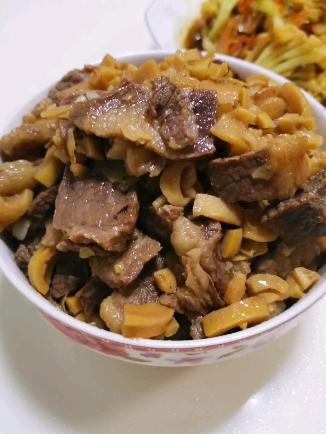 Stir-fried Beef Brisket with Spring Bamboo Shoots