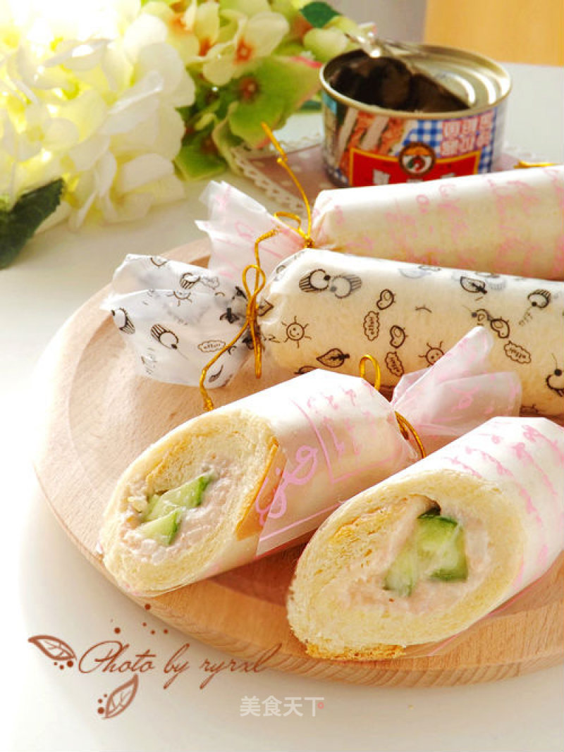 Tuna Salad Toast Hand Roll recipe