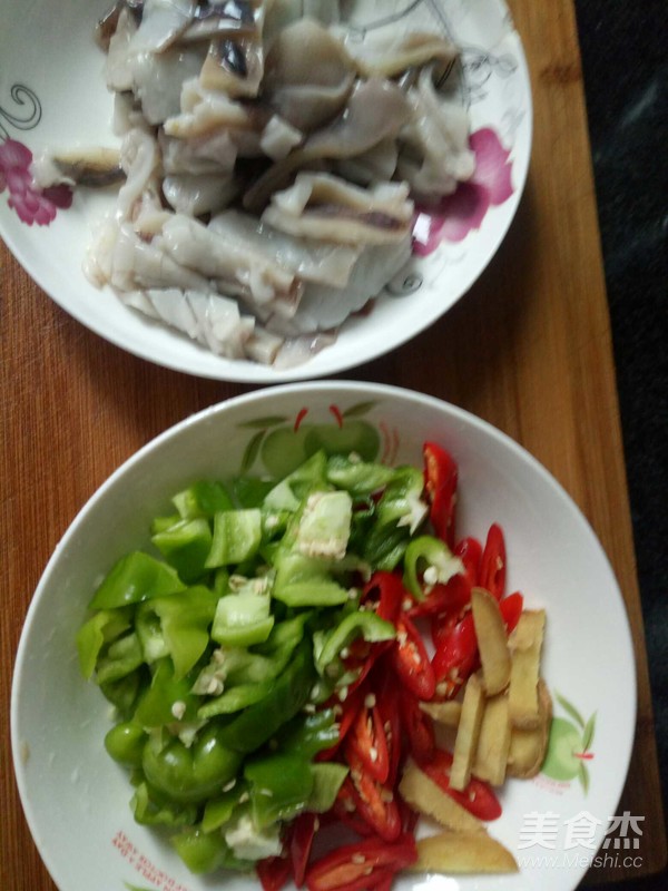 Fried Squid with Green Pepper recipe