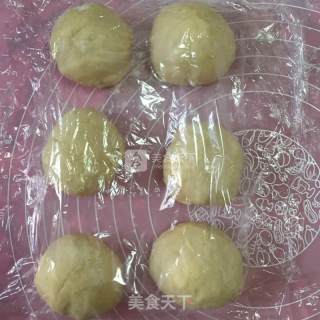 #aca烤明星大赛# Bean Paste Flower Bread recipe