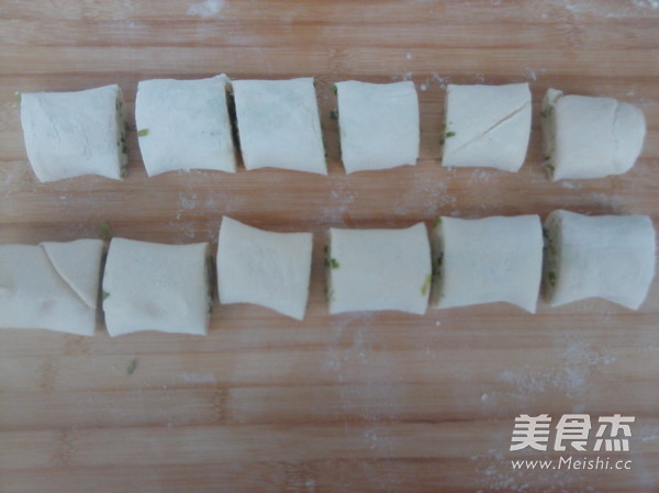 Scallion Sesame Oil Salt Toasted Bread recipe