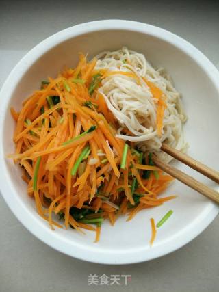 Enoki Mushrooms and Carrots recipe