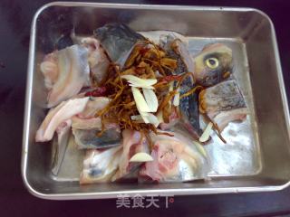 Steamed Bighead Fish Head with Cordyceps recipe