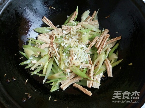 Vegetarian Fried Yuba Lotus Root Slices recipe