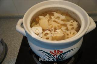Trotter Soybeans, Lotus Root and Yam Pot recipe
