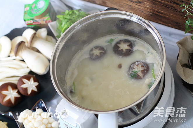 Soy Milk Mushroom Hot Pot recipe