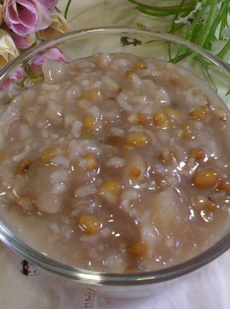 Snow Fungus Mung Bean Congee recipe