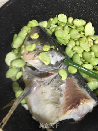 Braised Fish Head with Broad Beans and Tofu recipe