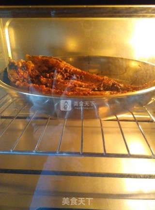 #aca Baking Star Competition# [roasted Fish with Bean Drum and Garlic] Electric Oven Home Edition recipe