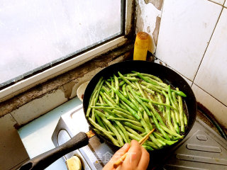 Stir-fried Carob recipe